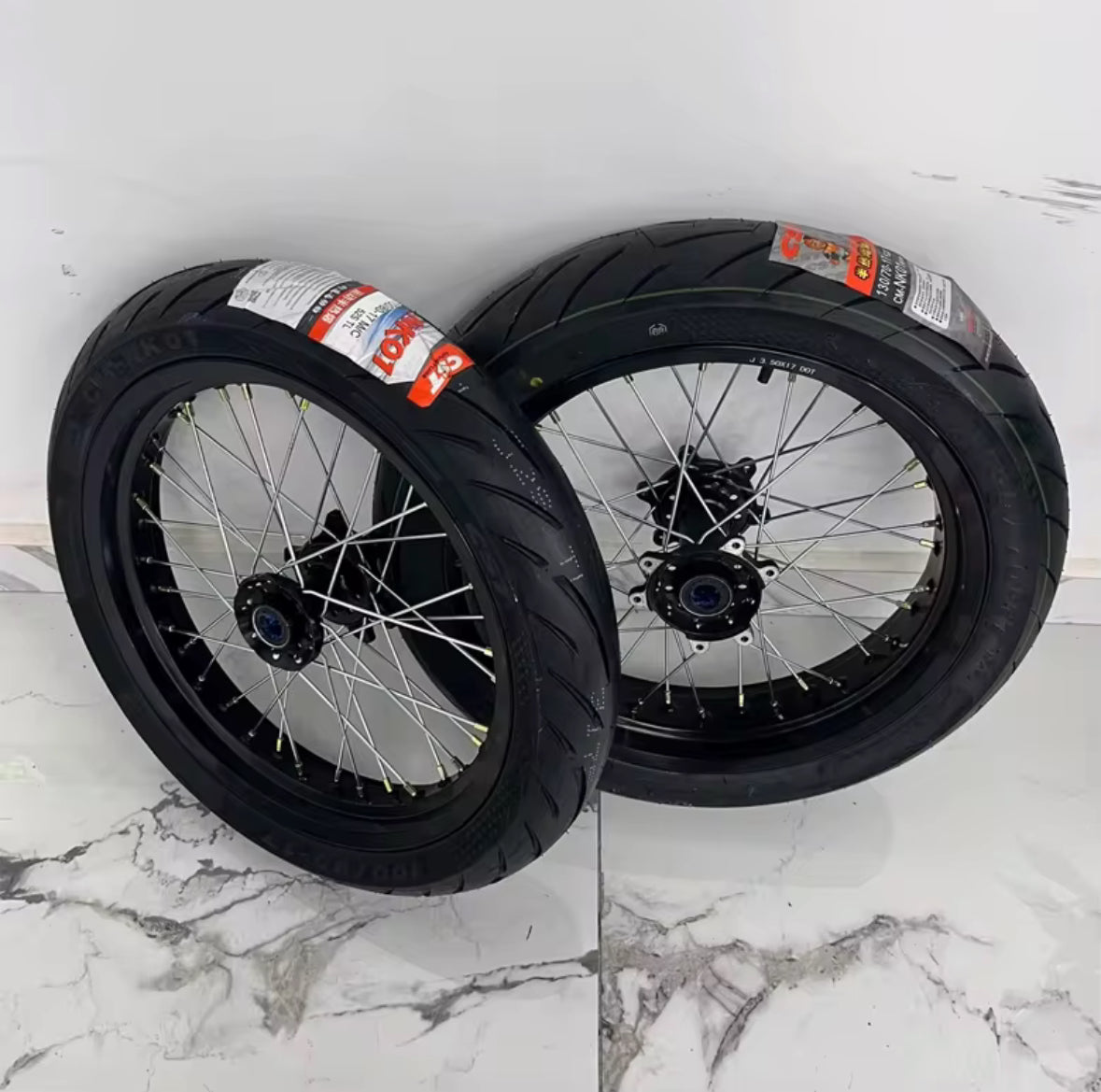 Surron Ultra Bee 17inch Sumos